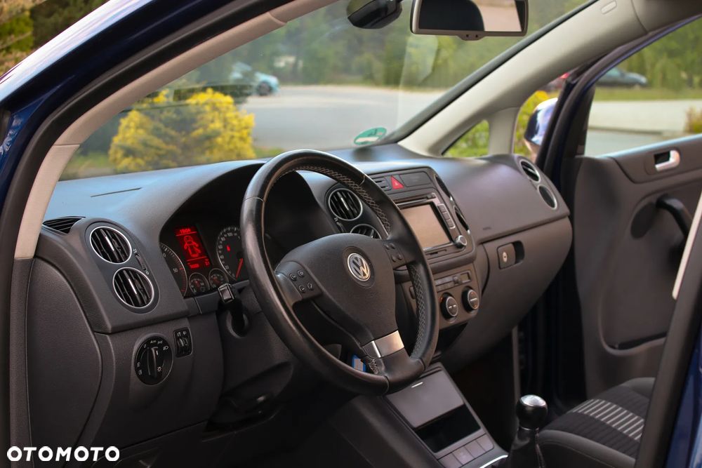 Volkswagen Golf Plus 2.0 TDI DPF United - 27