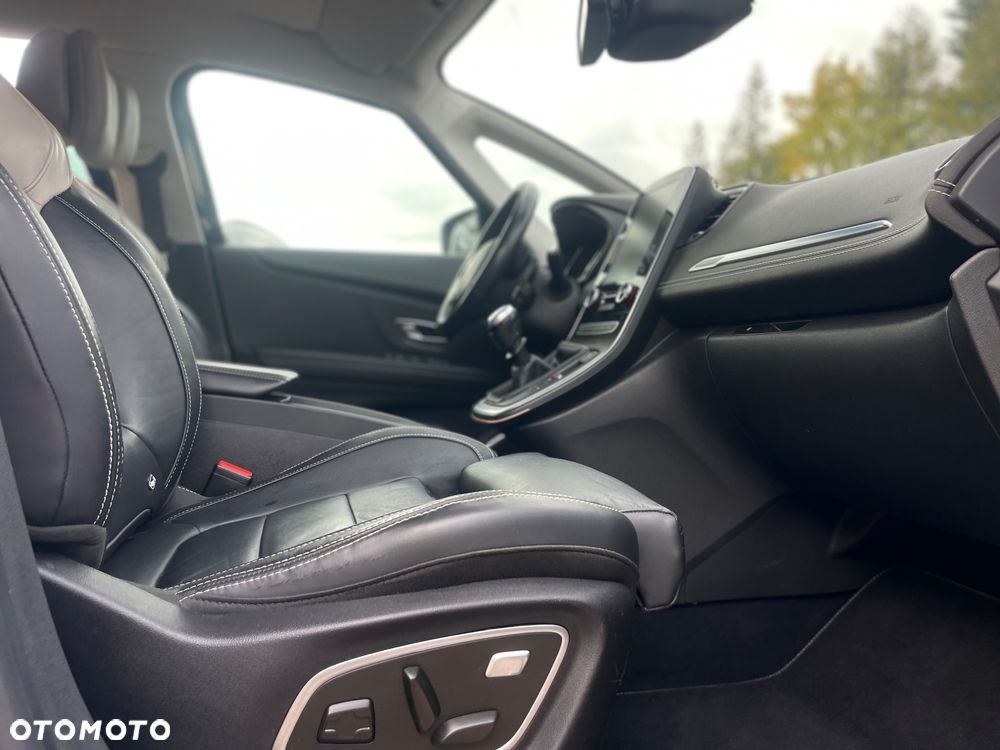 Renault Scenic - 15