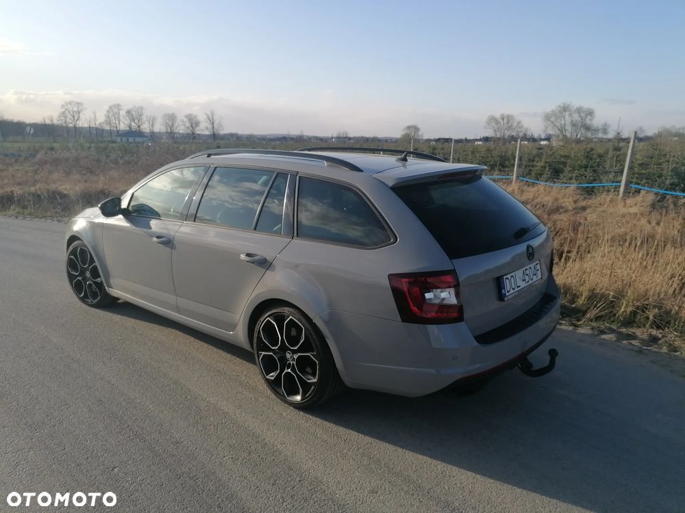 Skoda Octavia 2.0 TSI RS 245 DSG - 3