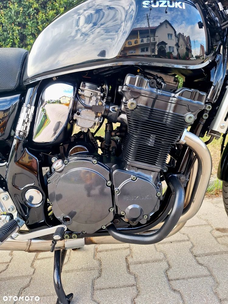 Suzuki GSX - 9