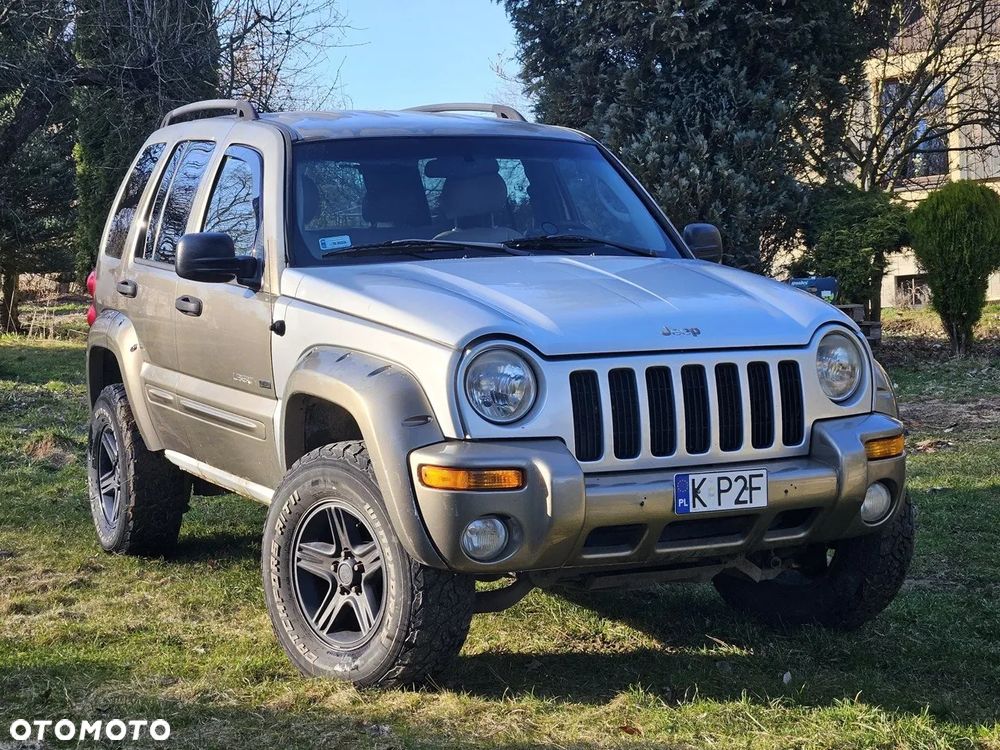 Jeep Liberty - 1