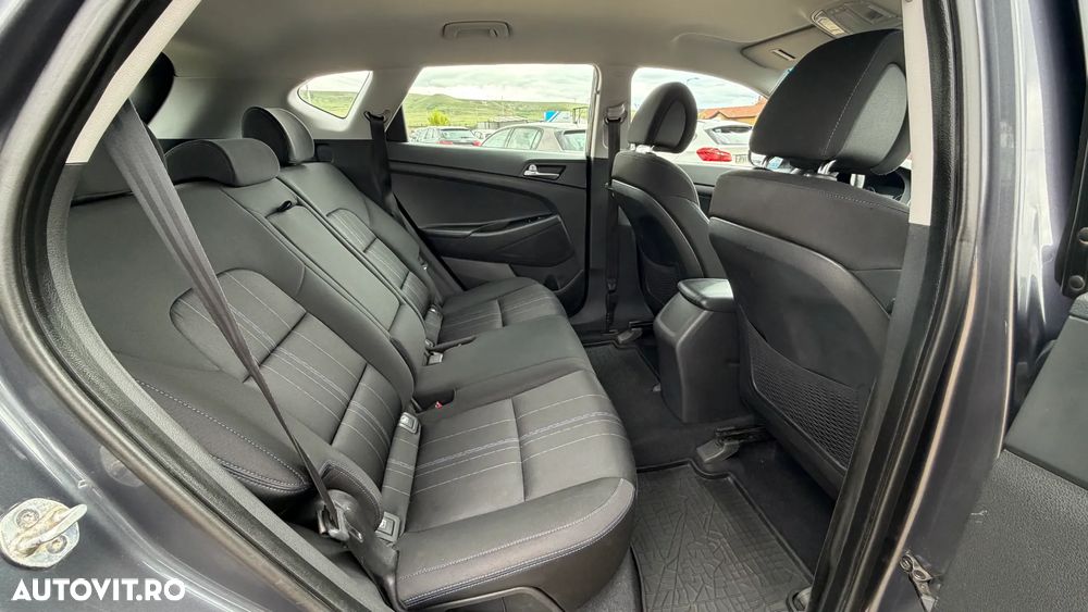 Hyundai Tucson 2.0 CRDI 4WD 6MT Style - 13