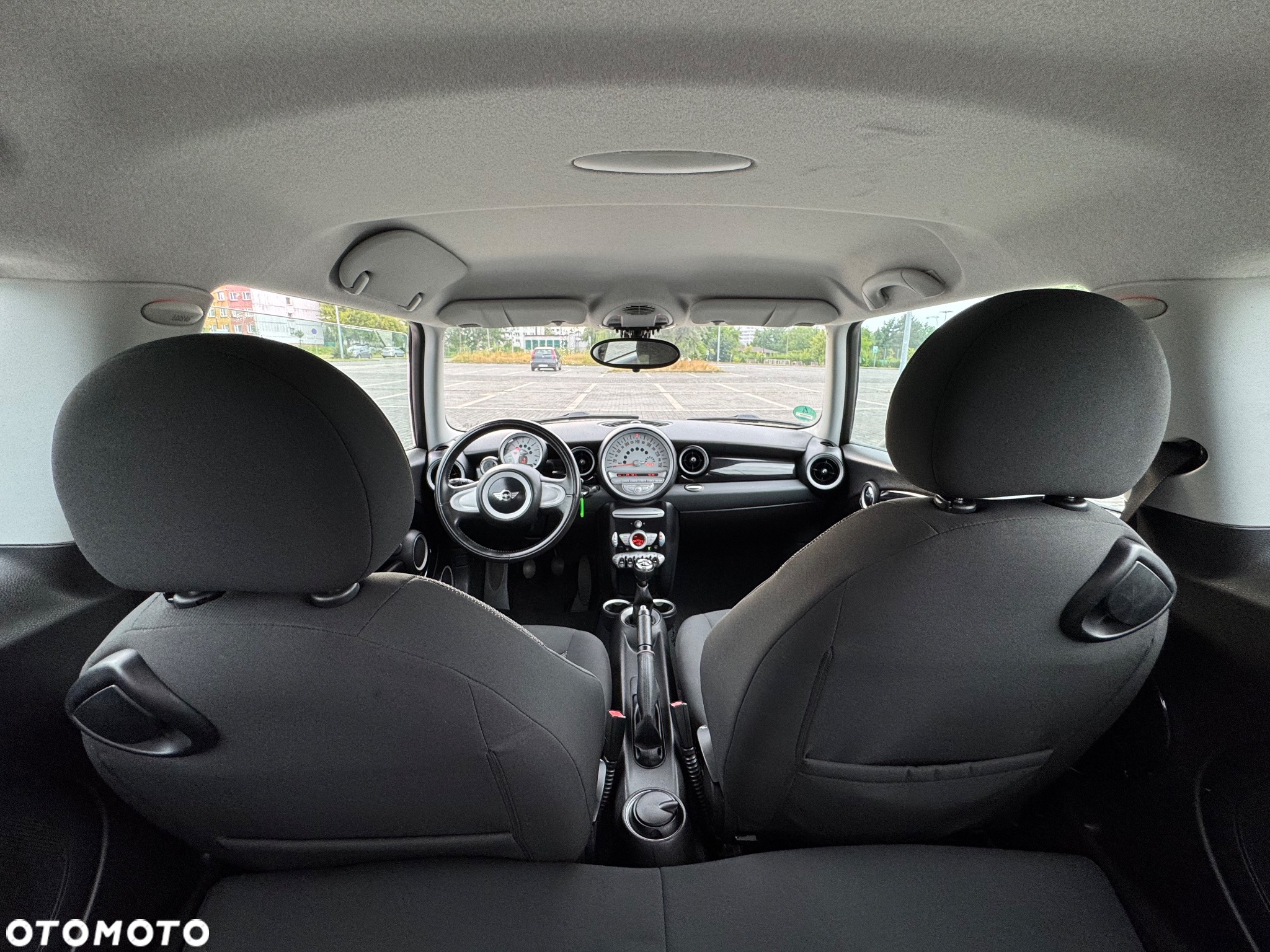 MINI ONE Standard - 12