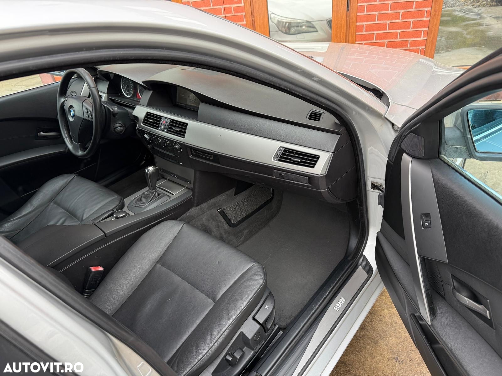 BMW Seria 5 520d Touring Aut. - 23