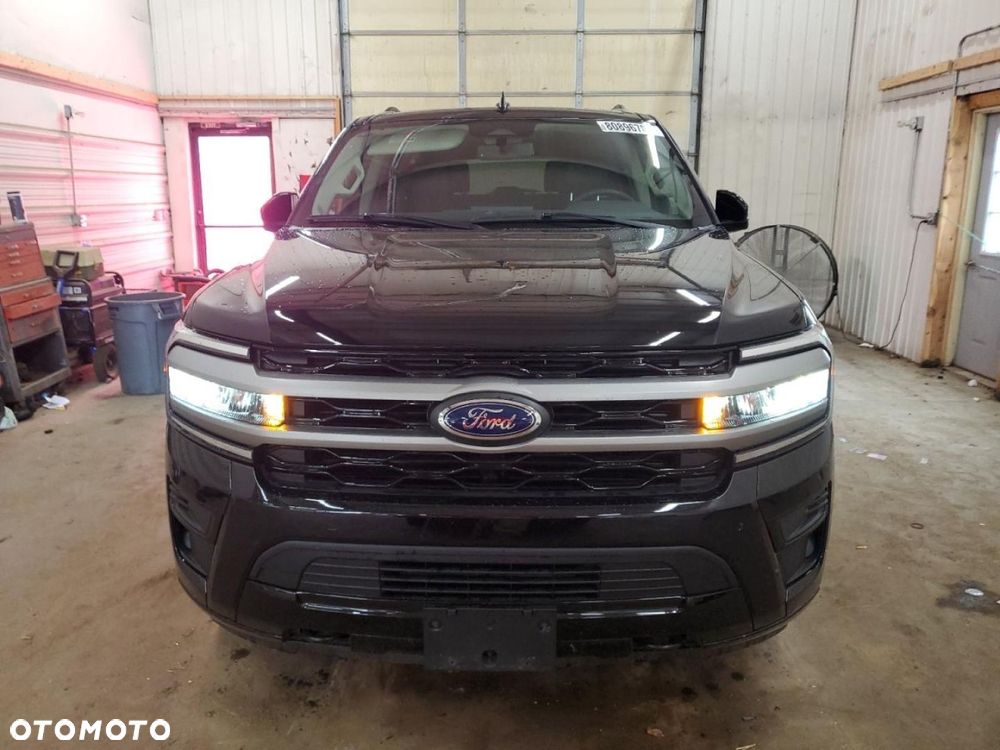 Ford Expedition - 6