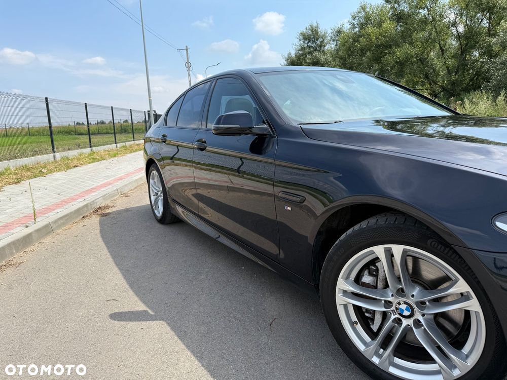 BMW Seria 5 530d xDrive - 10