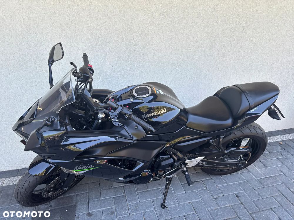 Kawasaki Ninja - 4