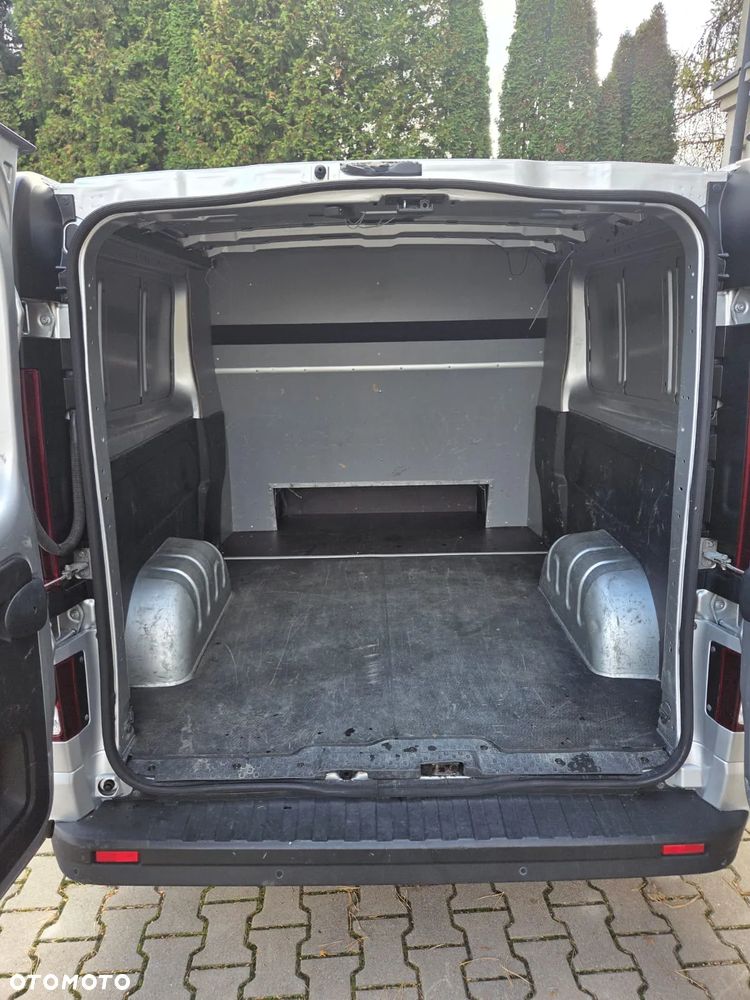 Opel Vivaro L2H1 2,9t Essentia - 7