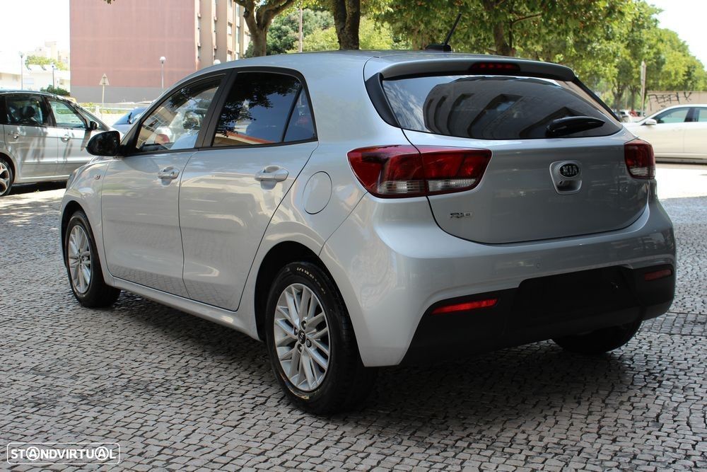Kia Rio 1.2 CVVT Dynamic - 10