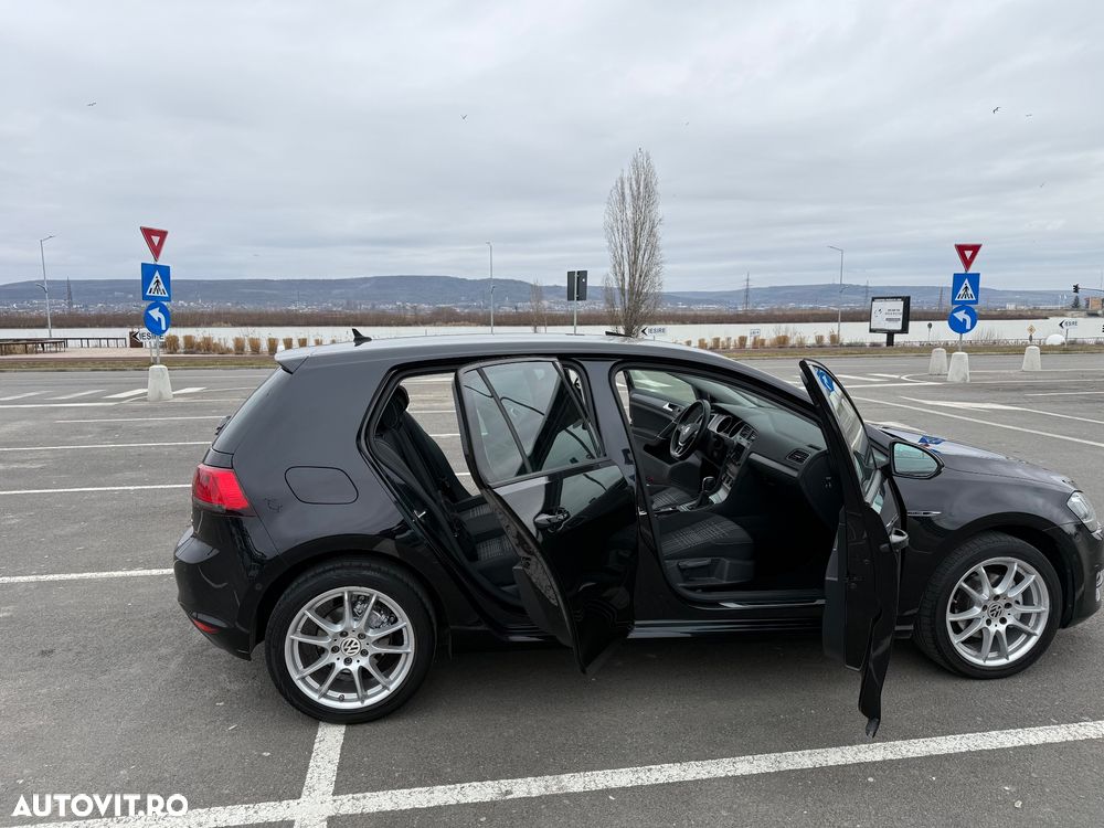 Volkswagen Golf 1.6 TDI (BlueMotion Technology) DSG Comfortline - 12