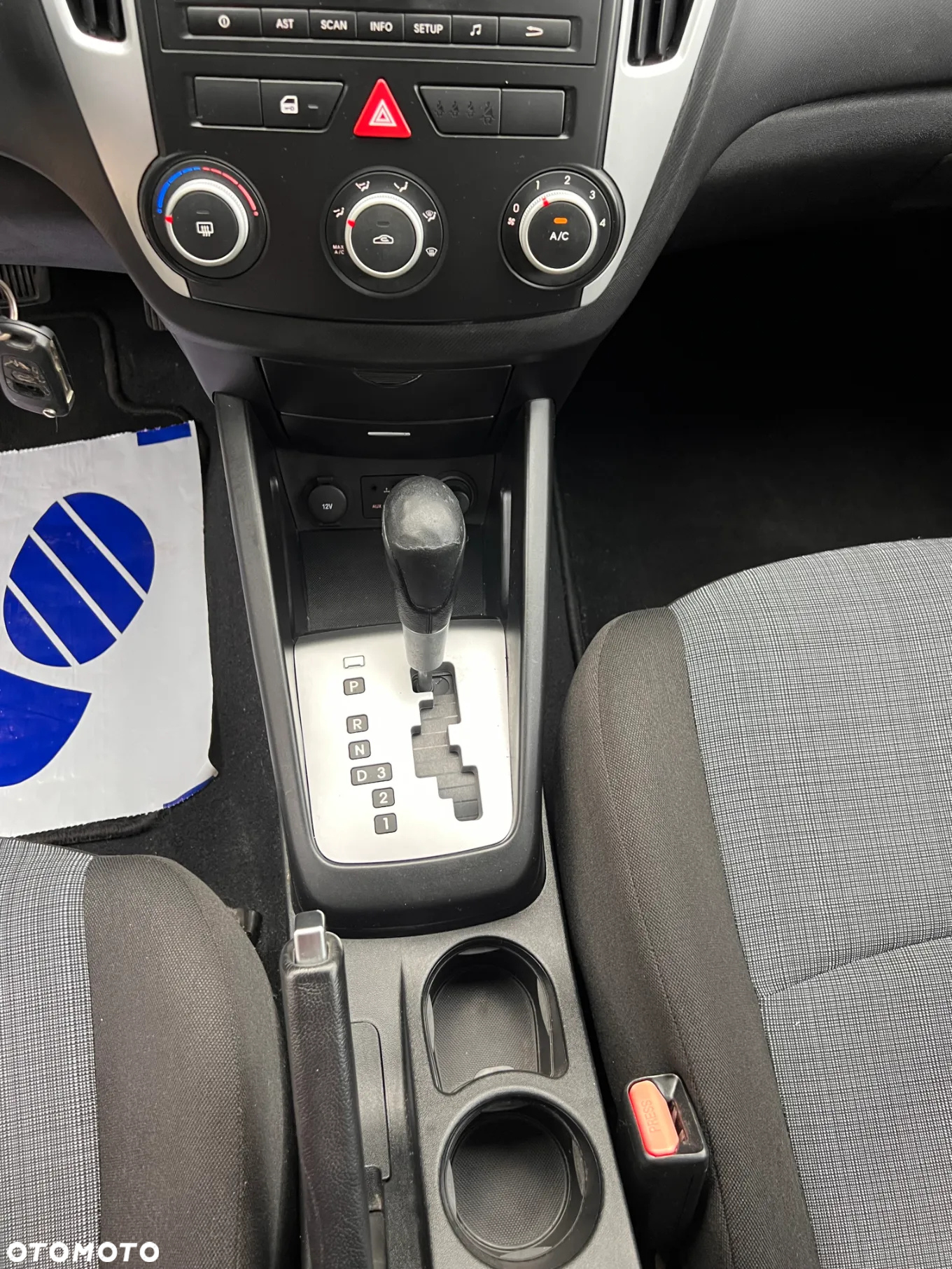 Kia Ceed Cee'd 1.6 Optimum - 28