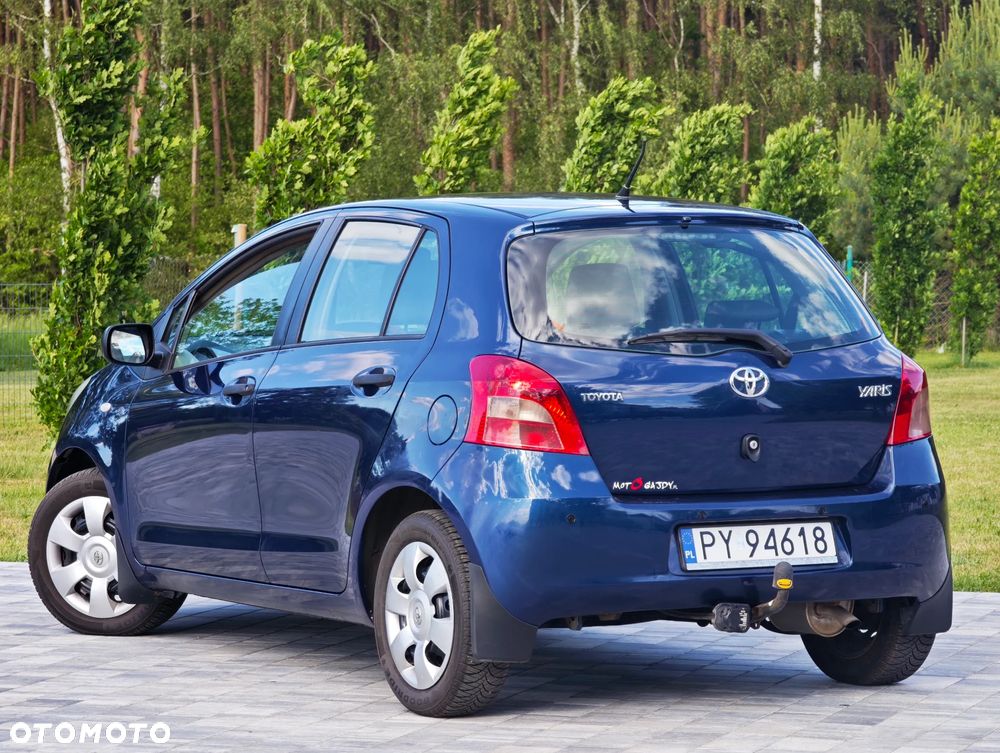 Toyota Yaris 1.3 Sol - 12