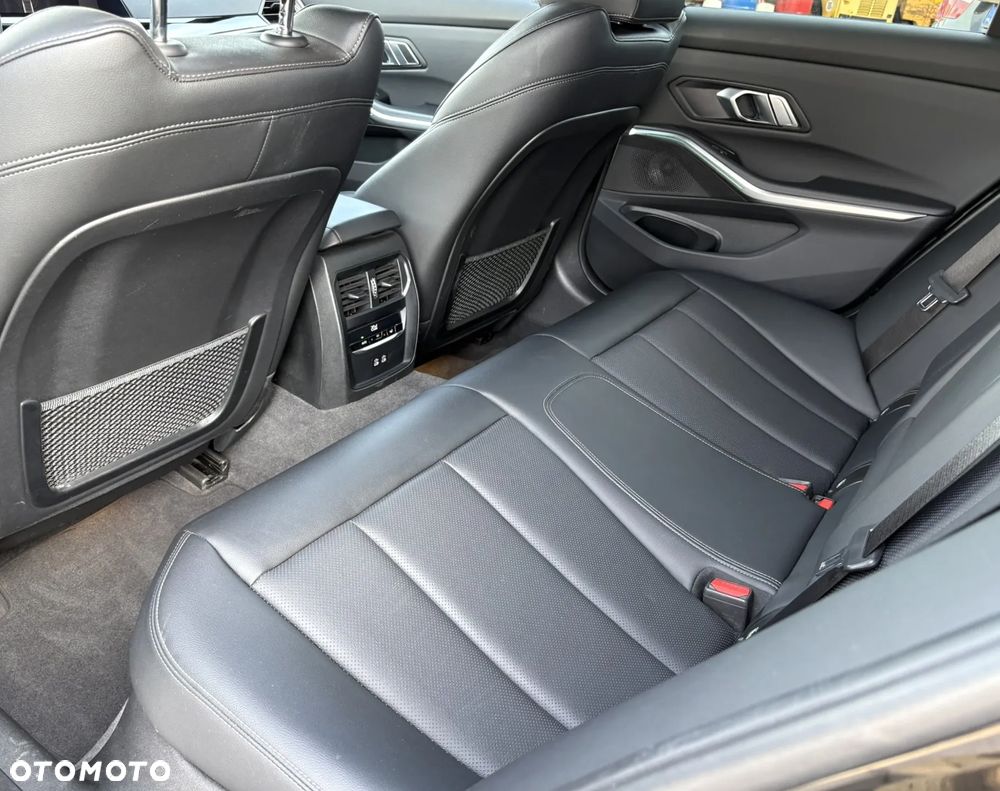BMW Seria 3 320d Advantage - 22