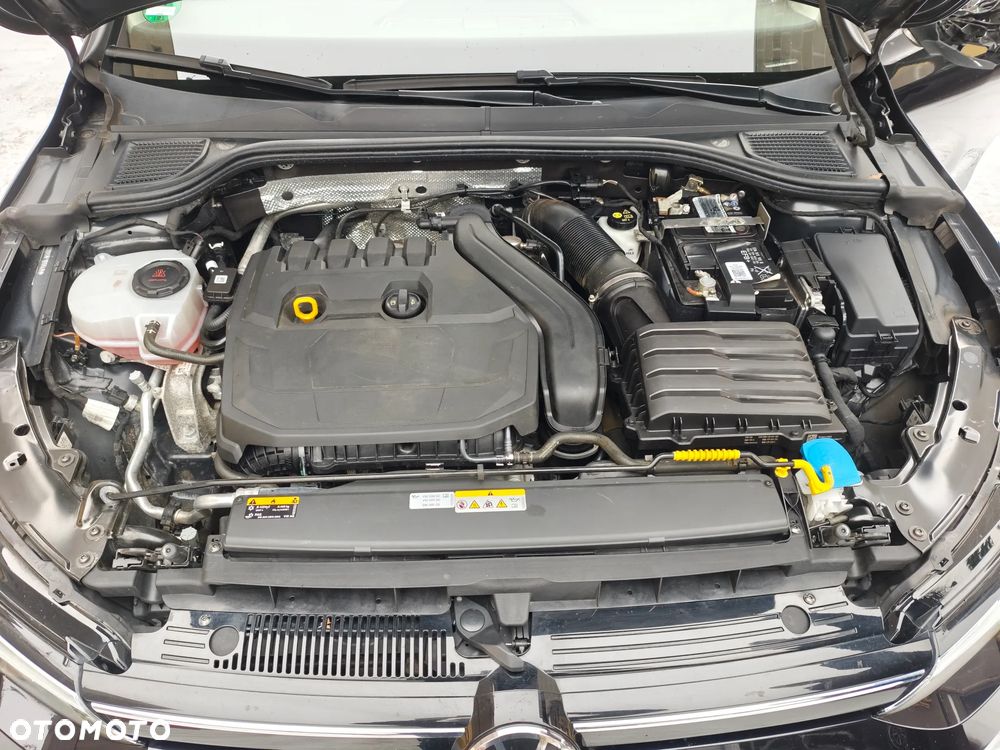 Volkswagen Golf 1.5 TSI BMT Evo Comfortline - 21