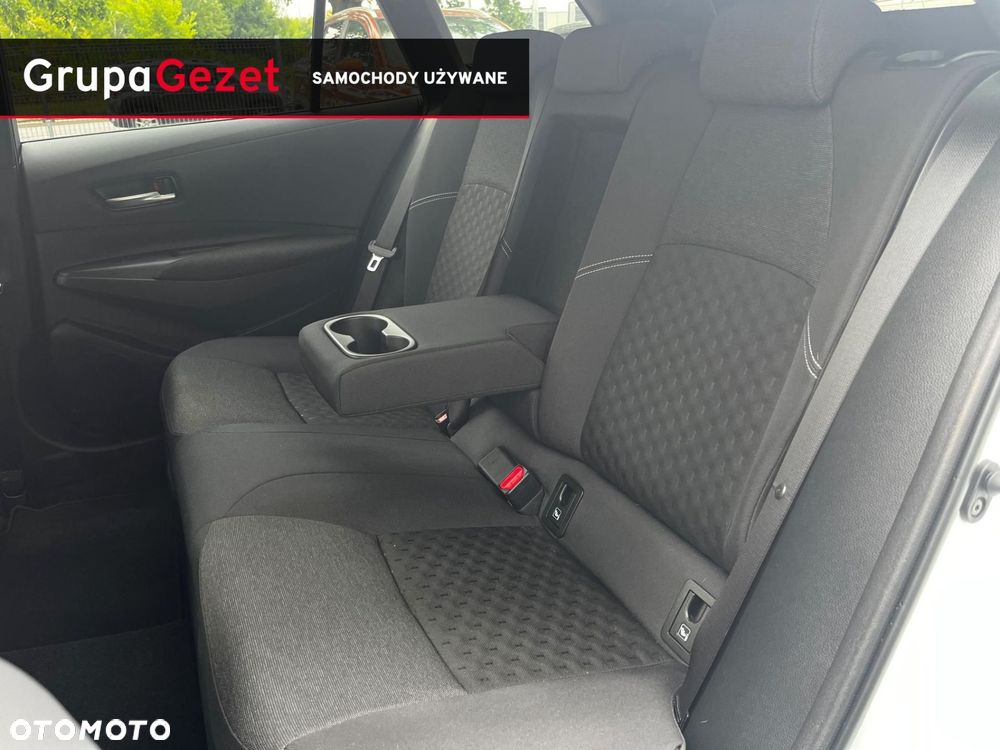 Suzuki Swace 1.8 Hybrid Premium Plus CVT - 11