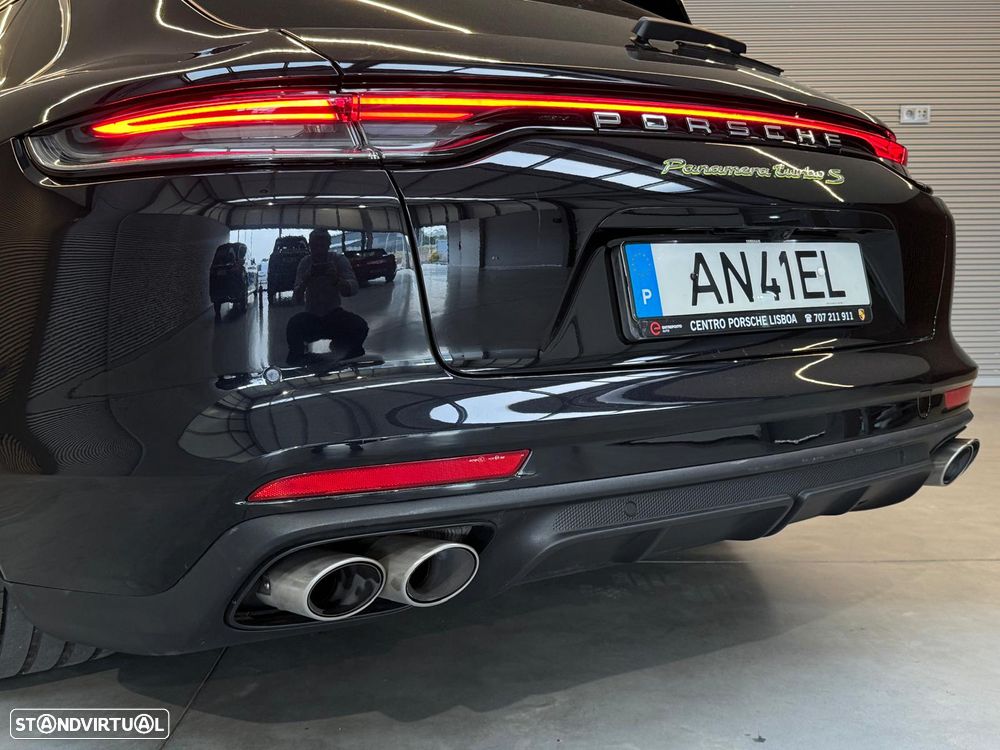 Porsche Panamera Sport Turismo Turbo S E-Hybrid - 10