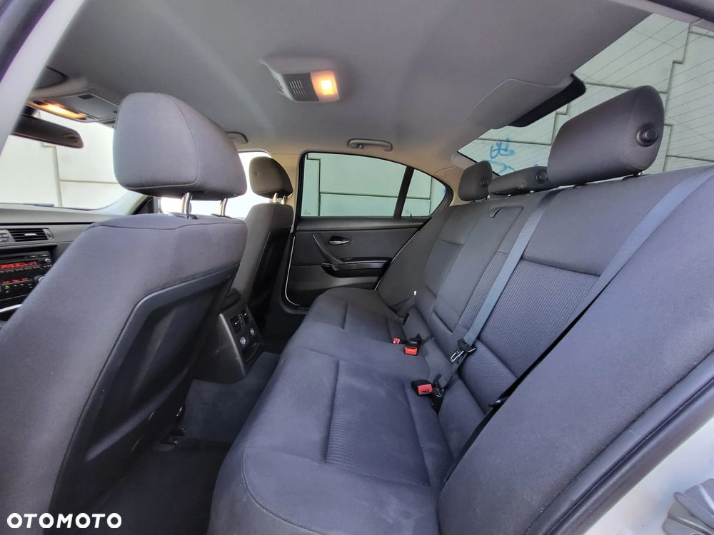 BMW Seria 3 - 17
