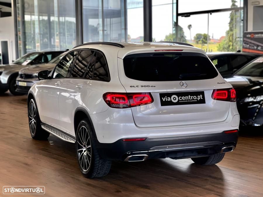 Mercedes-Benz GLC 300 de 4Matic 9G-TRONIC AMG Line - 2