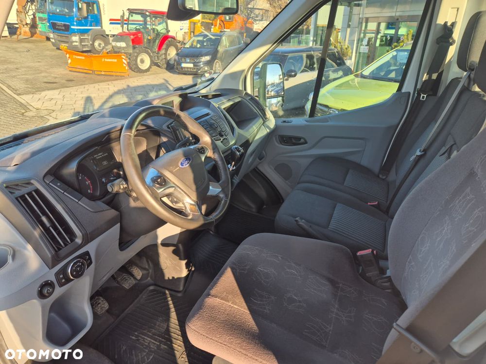 Ford Transit 2.0 TDCi / AUTOLAWETA / LAWETA DO MASZYN / SZEROKI NAJAZD / STAN IDEALNY / 1 WŁ / BEZWYPADKOWY / ORYGINALNY PRZEBIEG / 3 MIEJSCA / POMOC DROGOWA / NAPĘD TYŁ / EURO 6 / NISKI PRZEBIEG! - 17