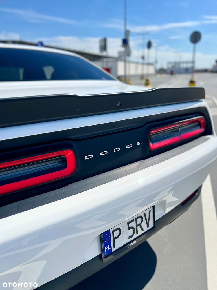 Dodge Challenger 5.7 R/T - 6