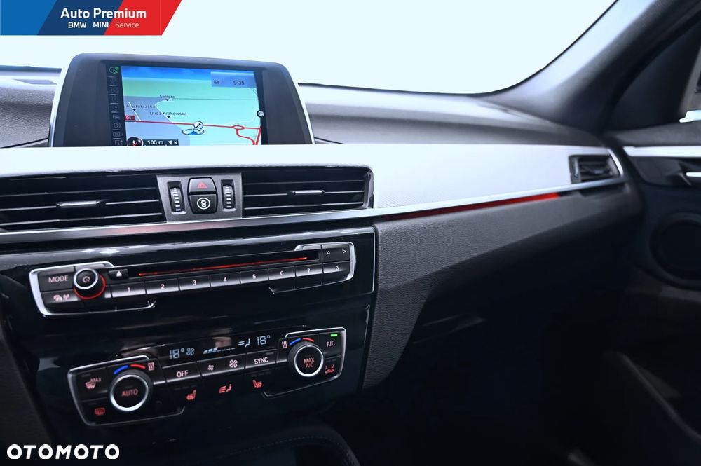 BMW X1 xDrive18d - 9