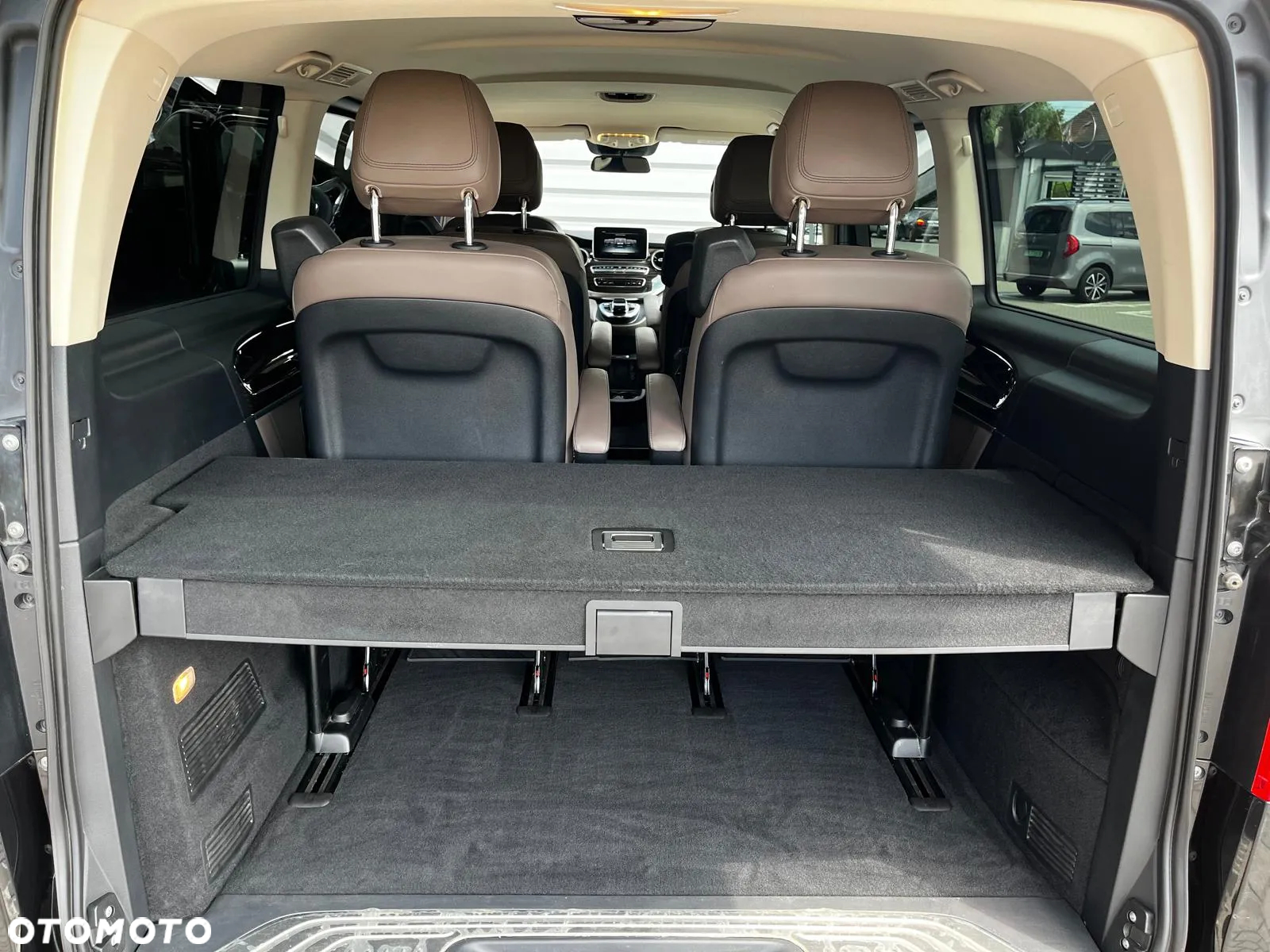 Mercedes-Benz Klasa V 300 d Avantgarde 9G-Tronic (d³ugi) - 17