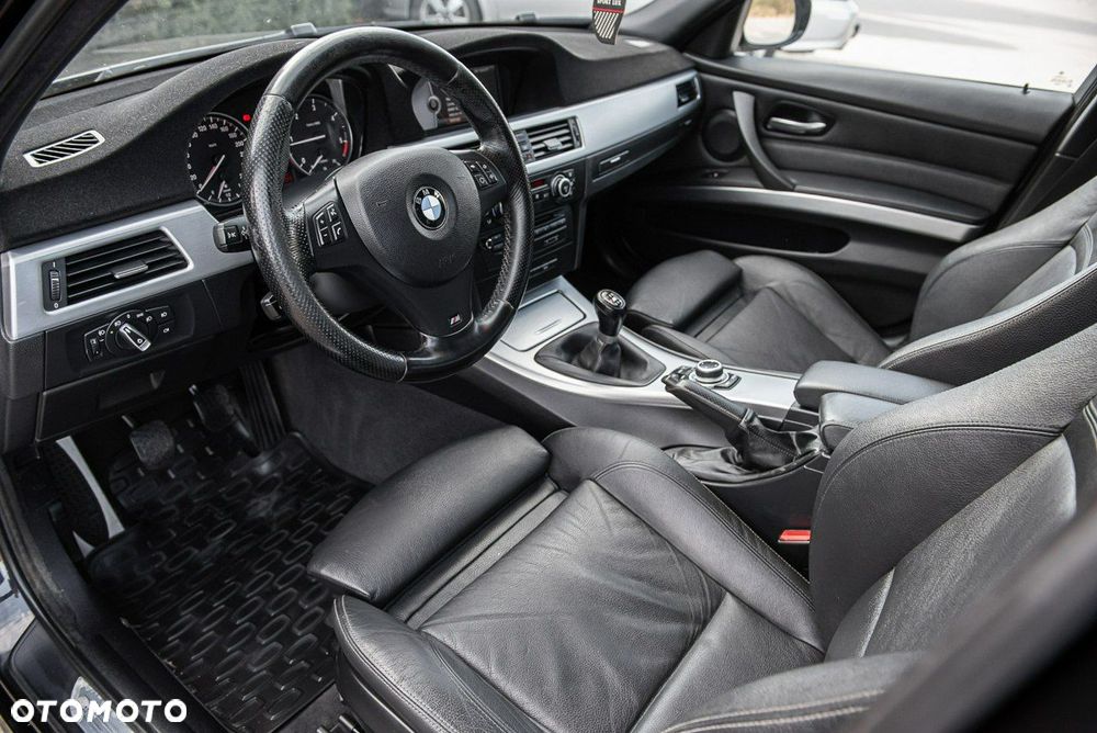 BMW Seria 3 320d Efficient Dynamics Sport Line shadow - 6