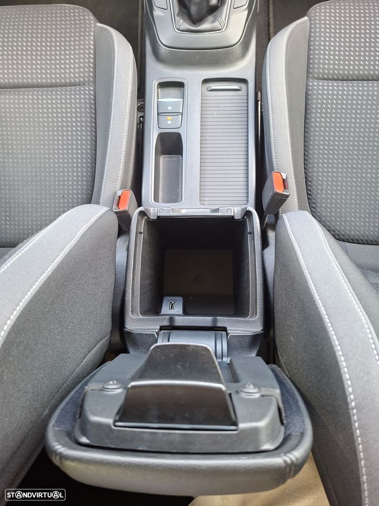 Ford Focus 1.5 TDCi ECOBlue Business - 22