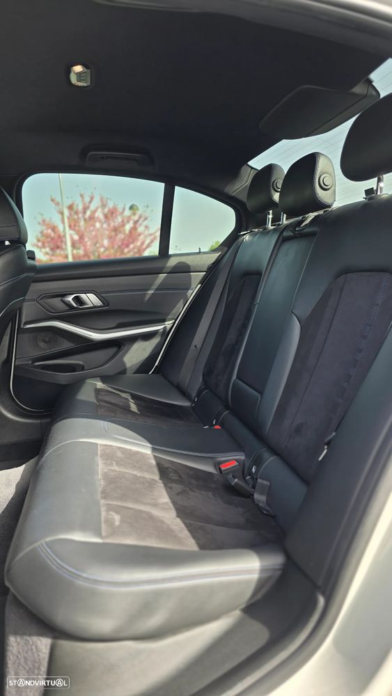 BMW 318 d Pack M Auto - 21