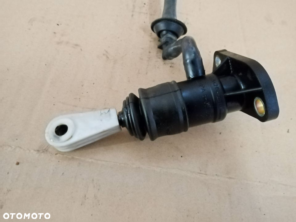 Wysprzęglik pompka sprzęgła VW Passat B5 FL 8E1721401AG - 4