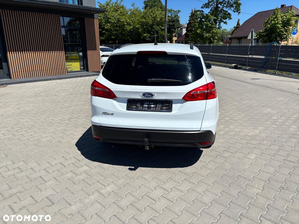 Ford Focus - 8