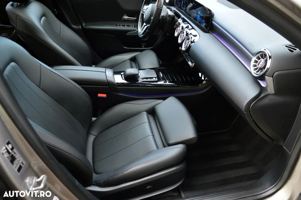 Mercedes-Benz A 180 7G-DCT Lim. Special Edition - 19