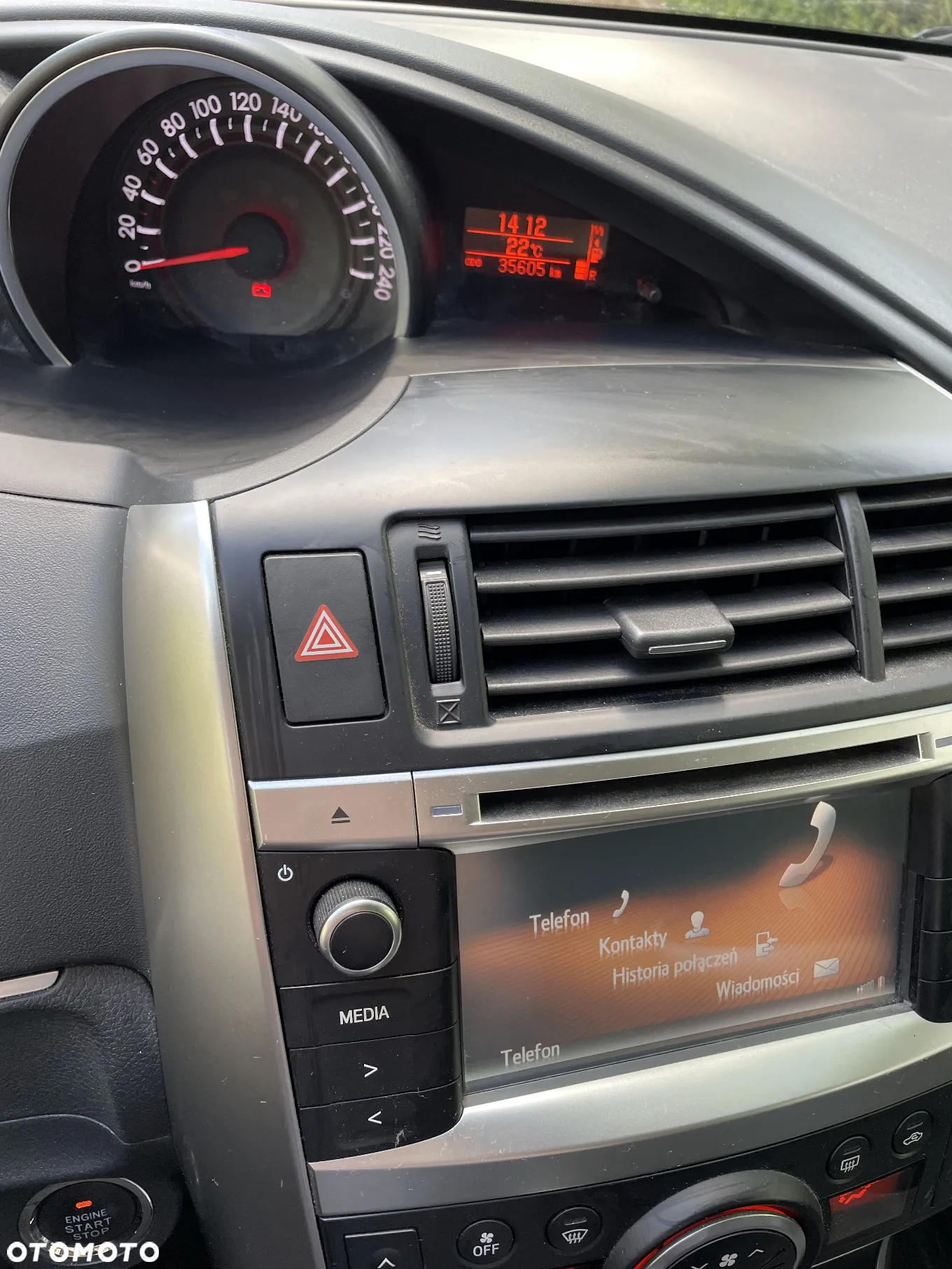 Toyota Verso 1.8 Prestige 7os EU6 - 13
