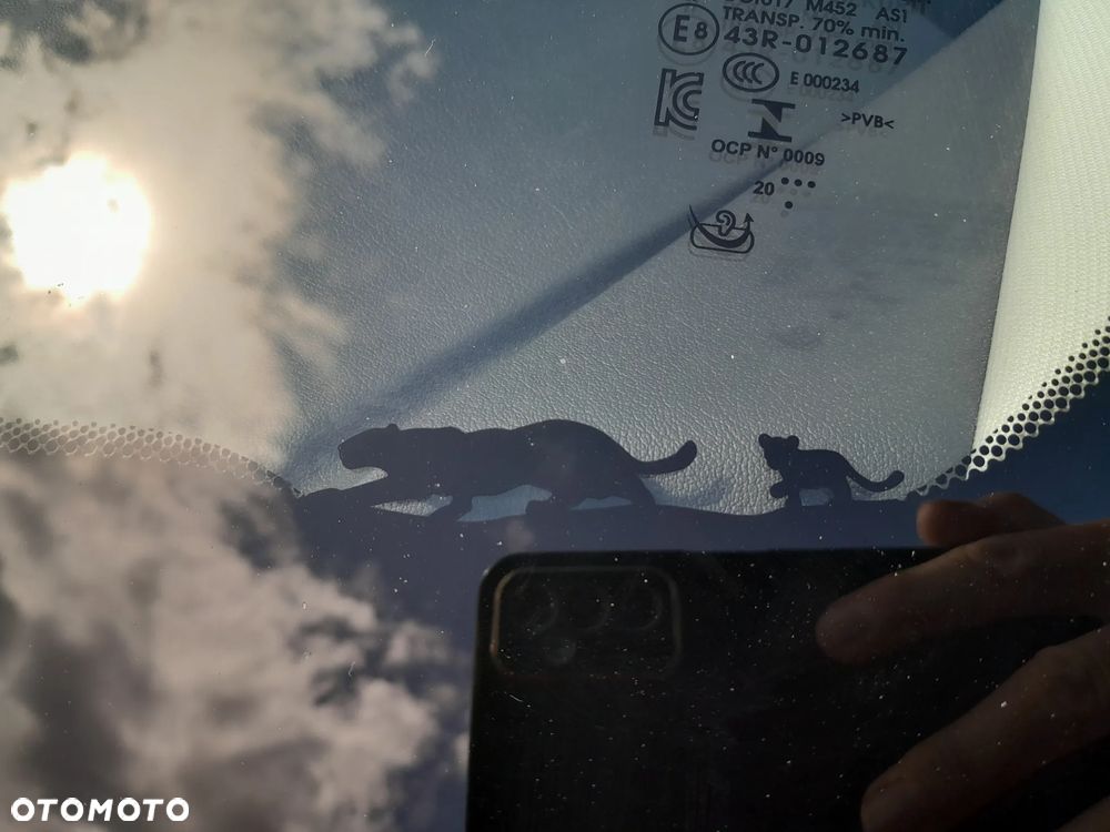 Jaguar E-Pace 2.0 i4D AWD - 11