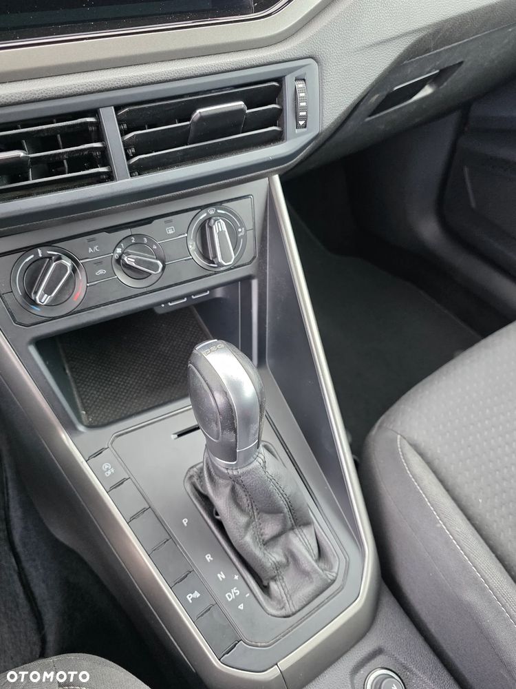 Volkswagen Polo 1.6 TDI SCR DSG Comfortline - 18