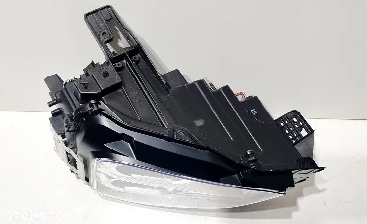 REFLEKTOR PRAWY FULL LED MITSUBISHI ECLIPSE CROSS LIFT EUROPA - 3