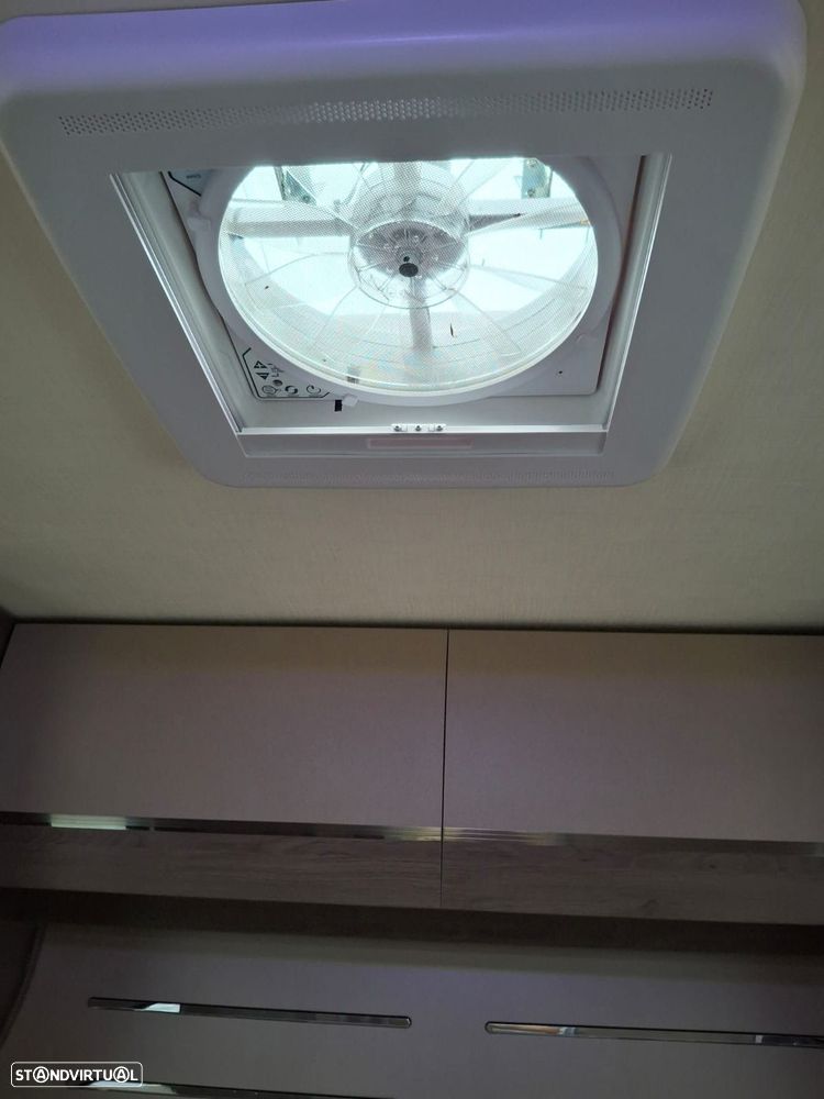 Chausson Titanium Ford Transit - 39