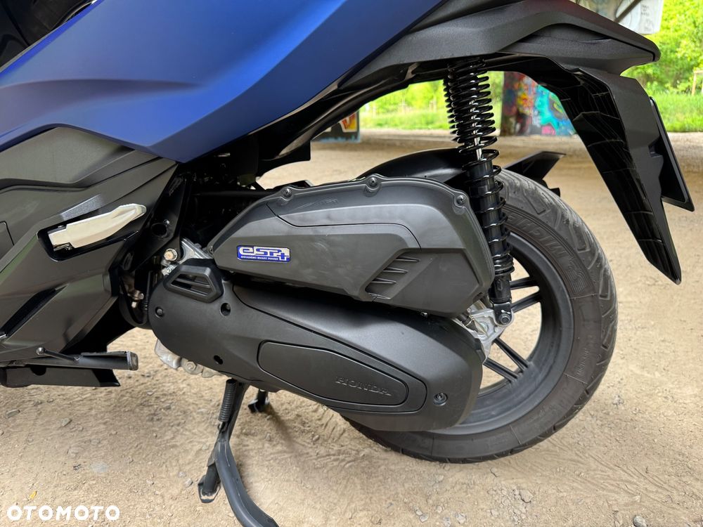 Honda NSS - 11