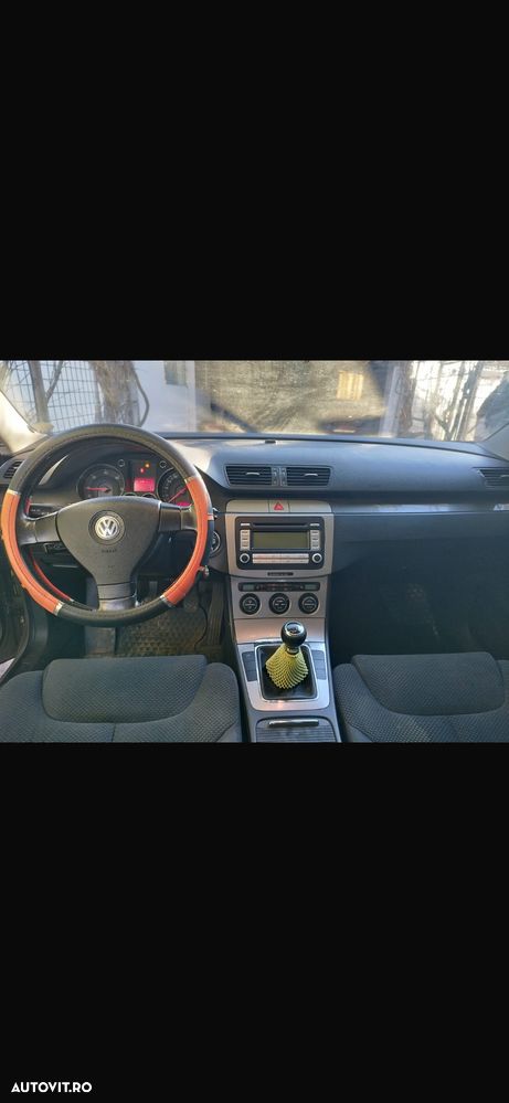 Volkswagen Passat - 6