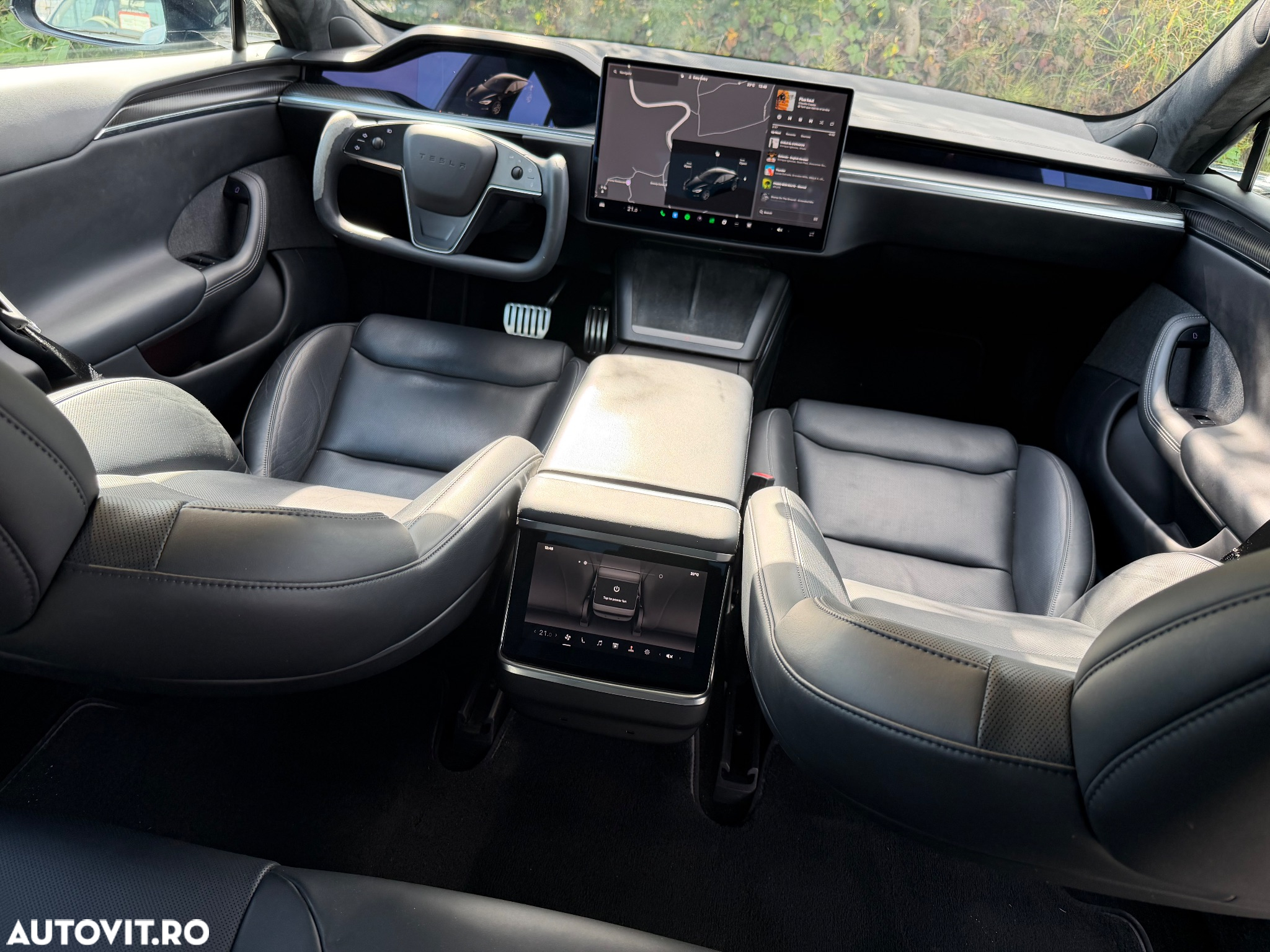 Tesla Model S Plaid - 11