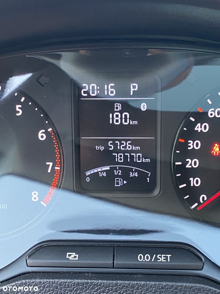 Volkswagen Polo 1.2 TSI DSG MATCH - 28