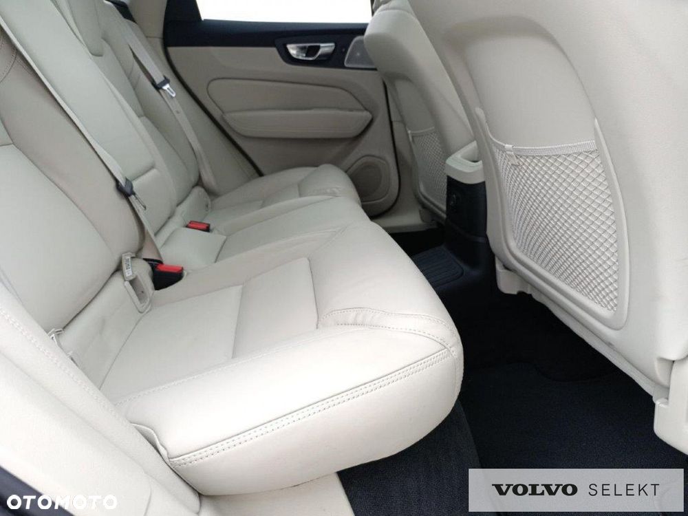 Volvo XC 60 - 11