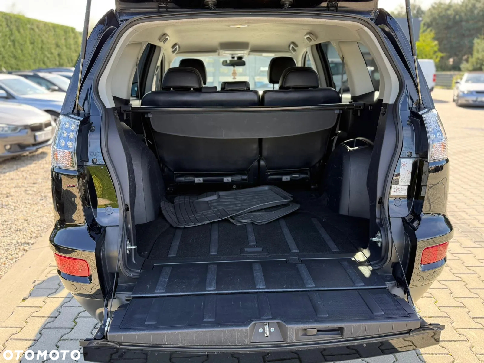 Mitsubishi Outlander 2.0 2WD Edition - 12