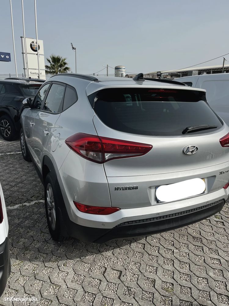 Hyundai Tucson 1.7 CRDi Executive - 2