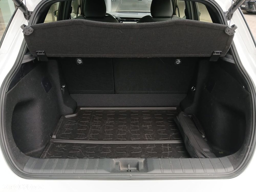 Lexus LBX 1.5 Hybrid Elegant - 39