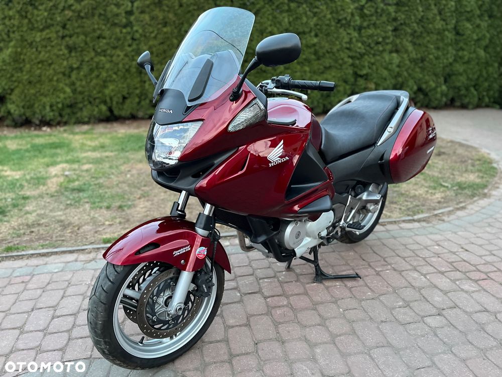 Honda NT - 8