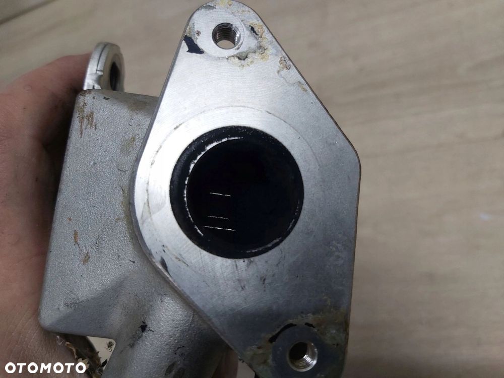Toyota Verso Auris Avensis T27 Zawór chłodniczka EGR 7926006 1,6 d4d - 4