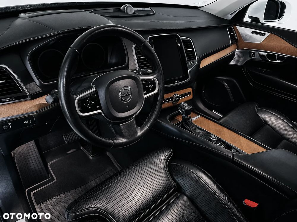 Volvo XC 90 T6 AWD Geartronic Inscription - 9