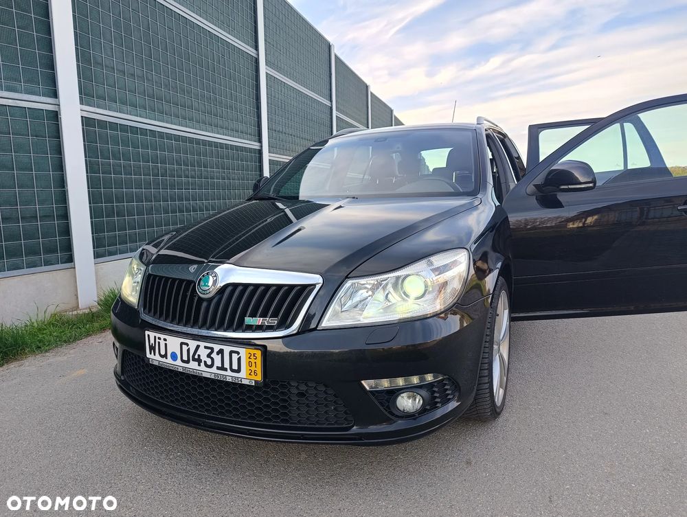 Skoda Octavia 2.0 TDI DPF RS - 16