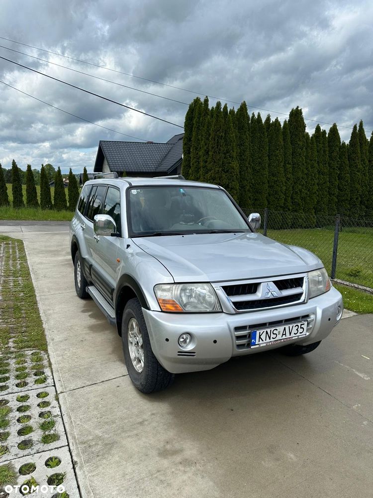 Mitsubishi Pajero 3.2 DID 7os - 1